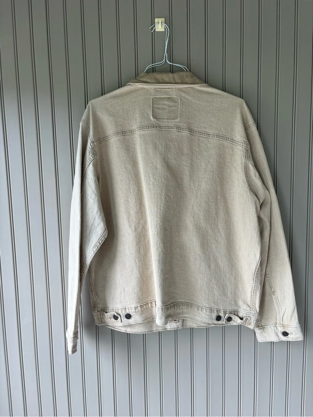 Brand New Levi's Stock Trucker Jacket XL Beige Corduroy Collar - Picture 2 of 6